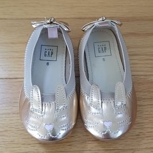 Toddler girl GAP bunny shoes